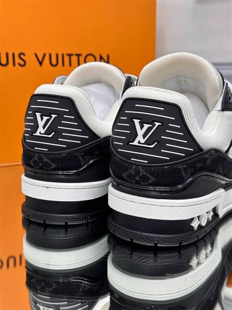 louis vuitton adidasi roz|Louis Vuitton shoes.